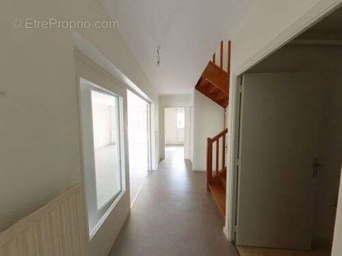 Profitez des frais de notaire réduits pour ce joli pavillon avec garage - photo 5