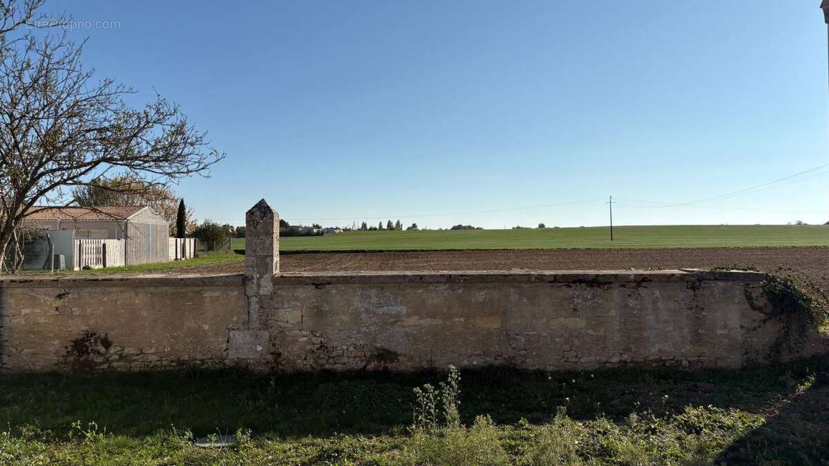 Maison à SAINT-XANDRE