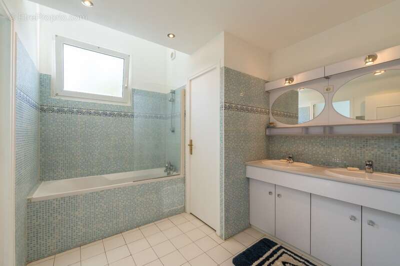 Maison à SAINT-CLOUD