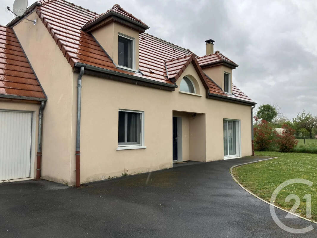 Maison à SAINT-LUMIER-EN-CHAMPAGNE