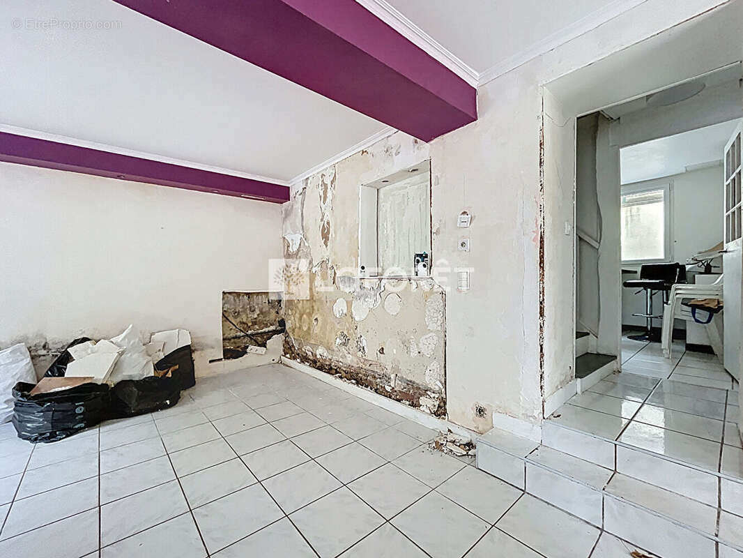 Maison à SAINT-MARTIN-DU-TERTRE