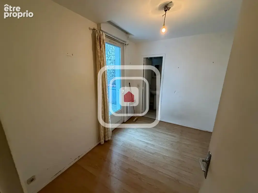 Appartement t2 hyper-centre terrasse sans vis-a-vis - photo 6