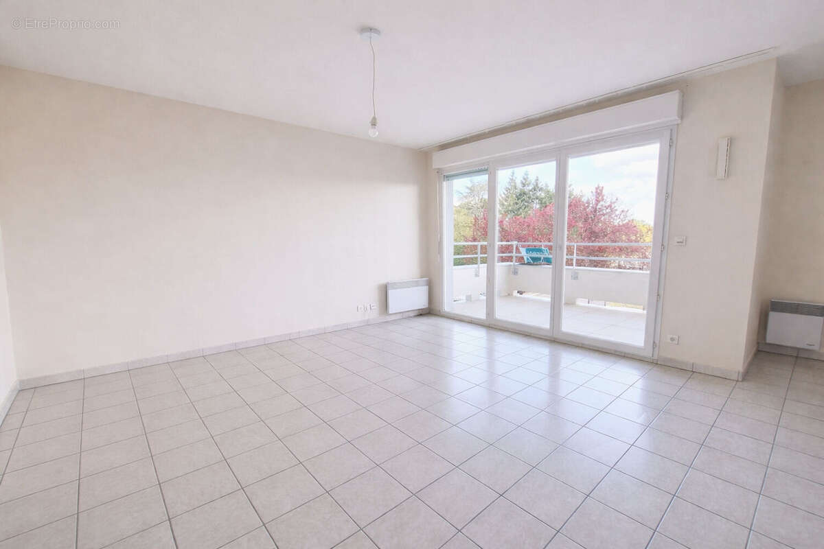 Appartement à SAINT-SEBASTIEN-SUR-LOIRE