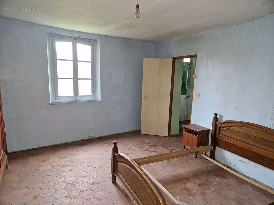 Maison à SAINT-ELIPH