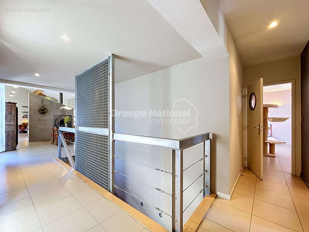 Maison d'Architecte Rochegude 5 pièces 195 m2 piscine - photo 11
