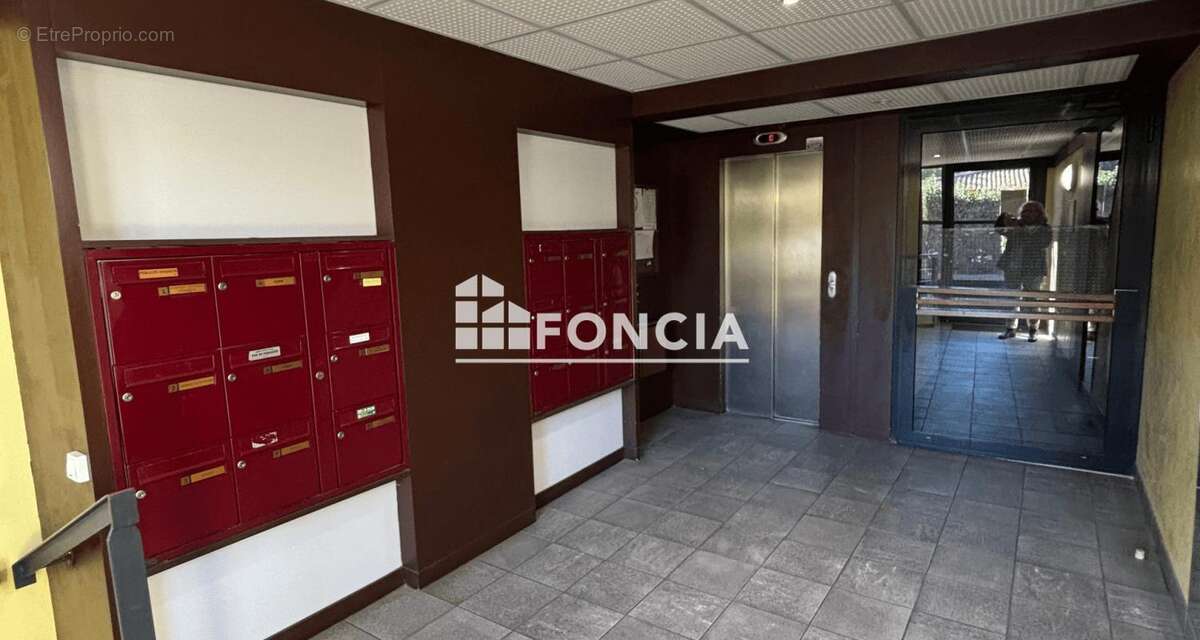 Appartement à LUNEL