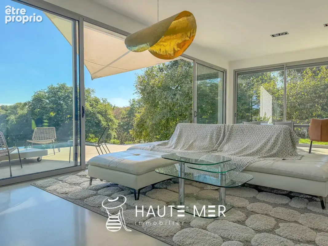 CHÊNE - Maison contemporaine lovée dans un écrin de verdure - photo 15