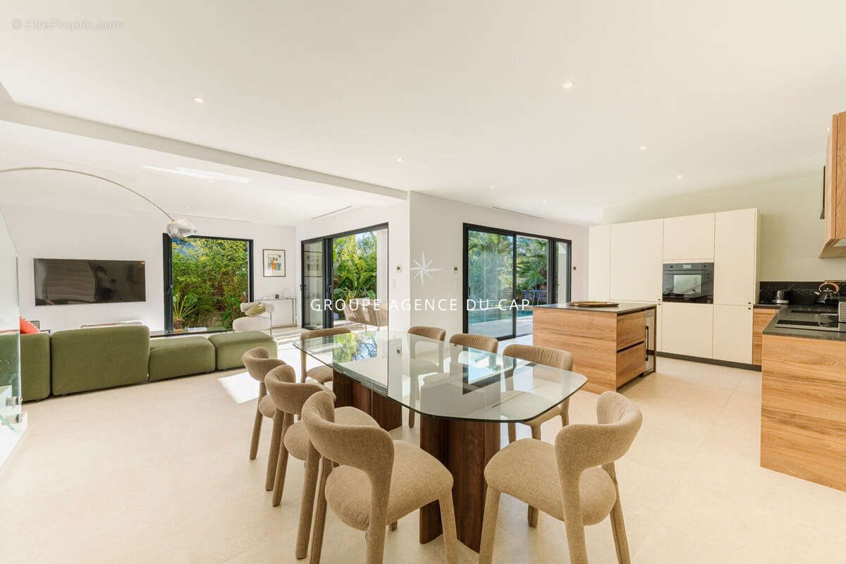 Maison à SAINT-RAPHAEL