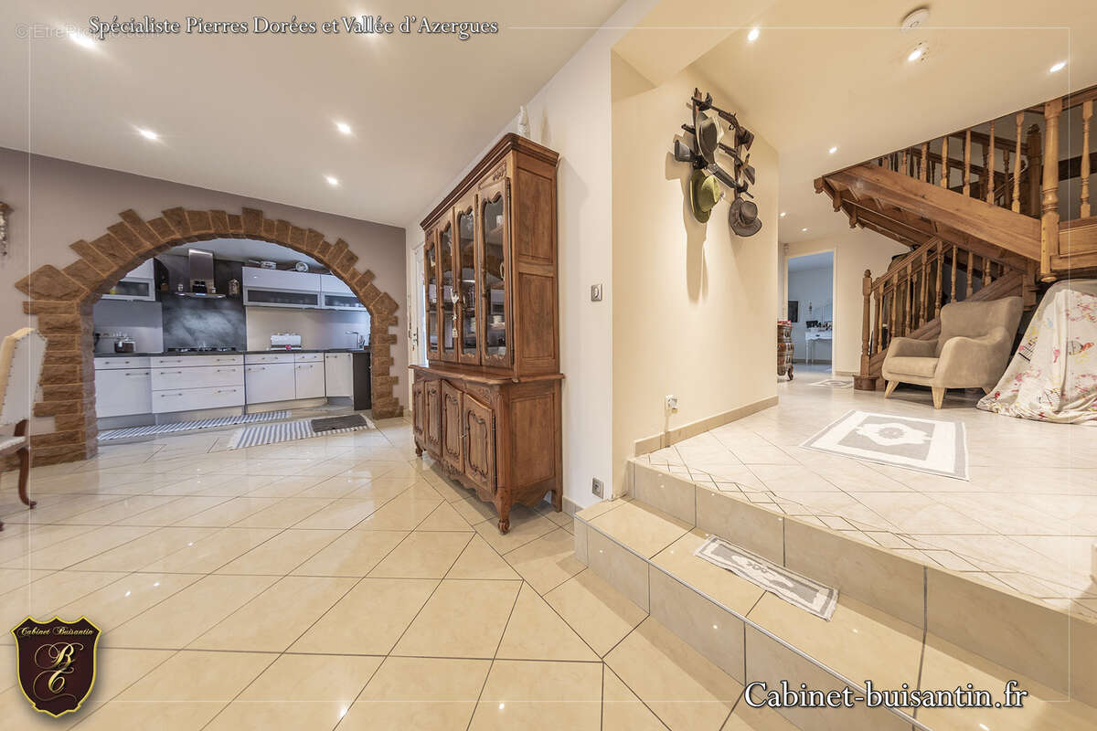 Maison à LE BOIS-D'OINGT