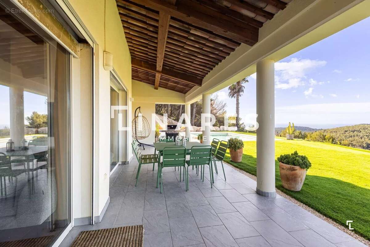 Maison à LA CADIERE-D'AZUR