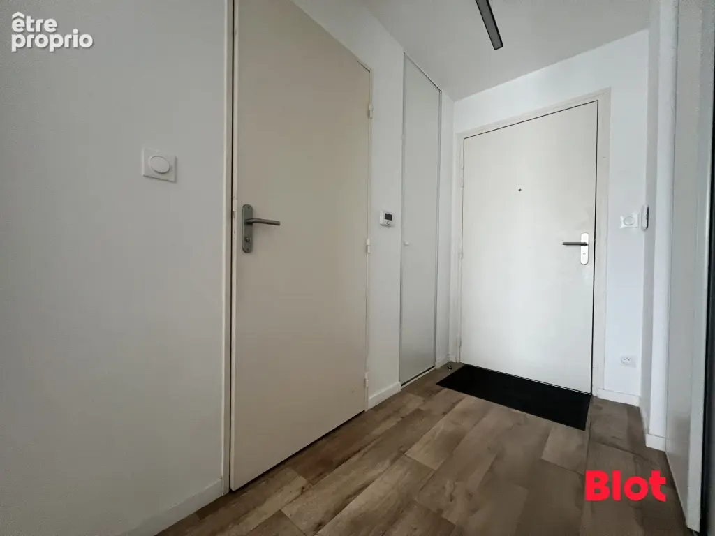 Appartement 2 pièces 44 m² à vendre à Vannes (56000) - photo 6