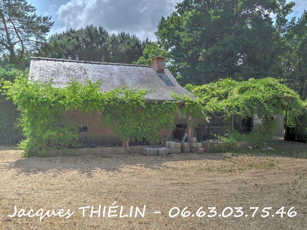 Maison à LONGUE-JUMELLES