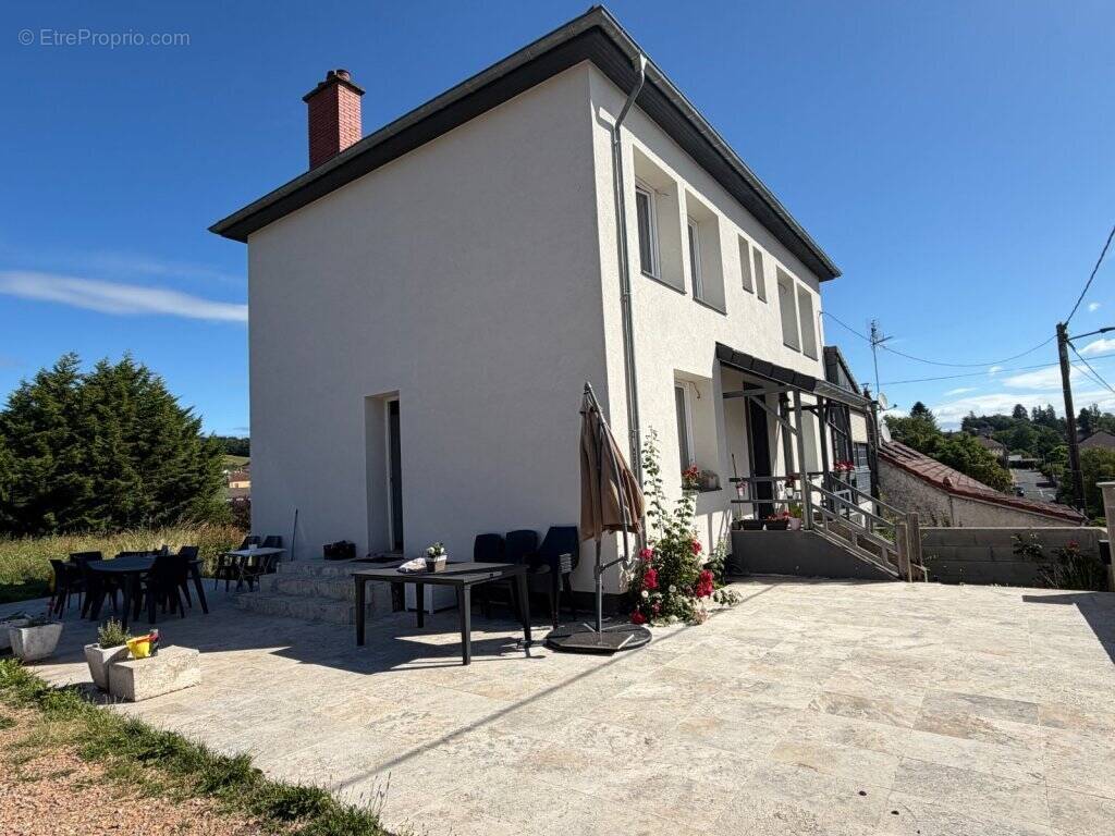 Maison à LE BREUIL
