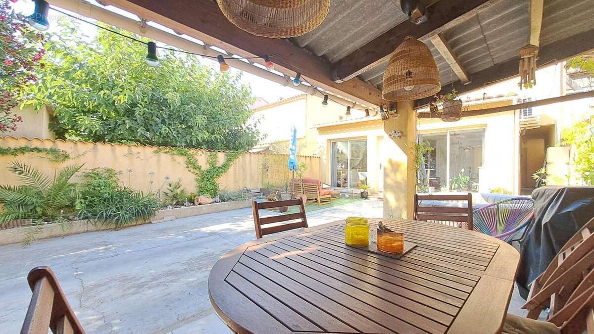 Maison à MARSEILLE-10E