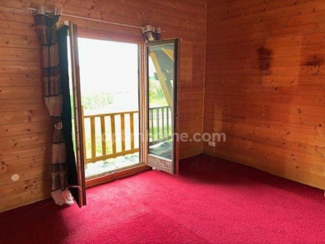 Chalet en bois 5 chambres avec terrain et garage - Proche Belgique et Luxembourg - photo 9