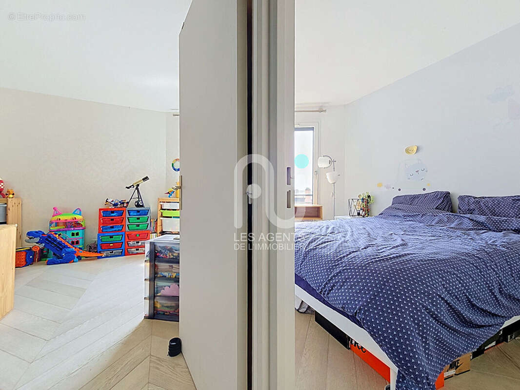 Appartement à ASNIERES-SUR-SEINE
