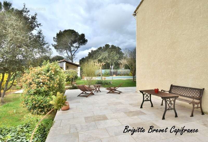 Maison à SAINT-MAXIMIN-LA-SAINTE-BAUME