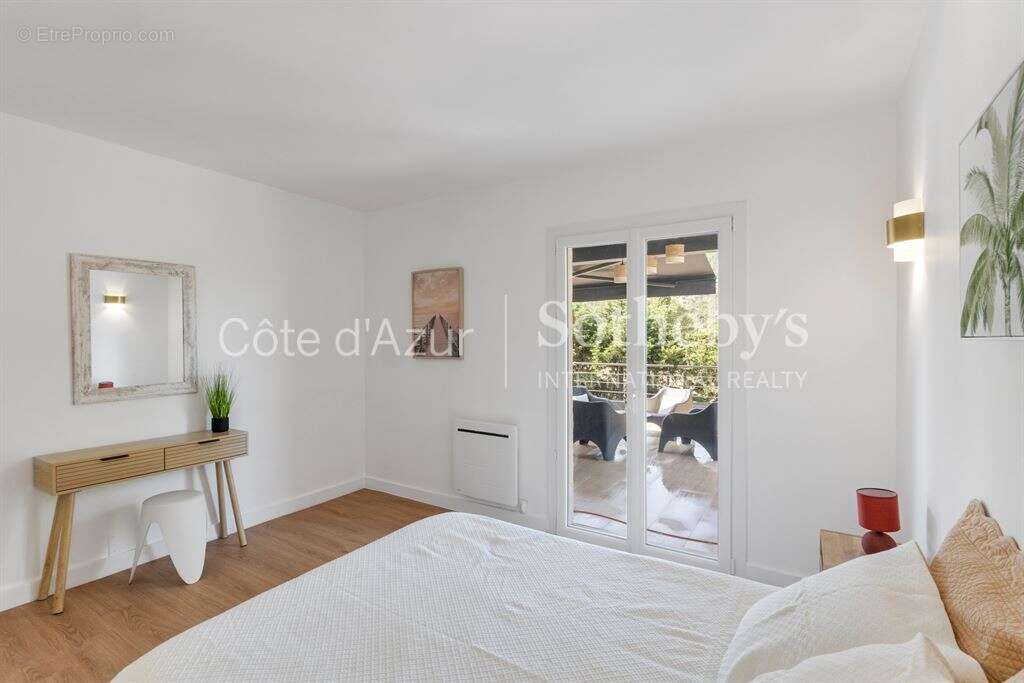 Maison à LES ADRETS-DE-L&#039;ESTEREL