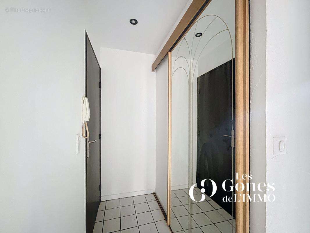 Appartement à CRAPONNE