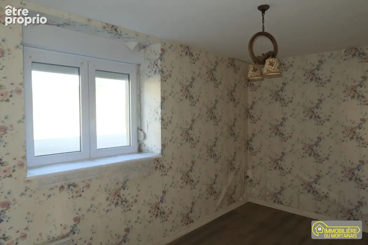 Maison 4 pièces 106 m² à vendre à Louvigne-Du-Desert (35420) - photo 4