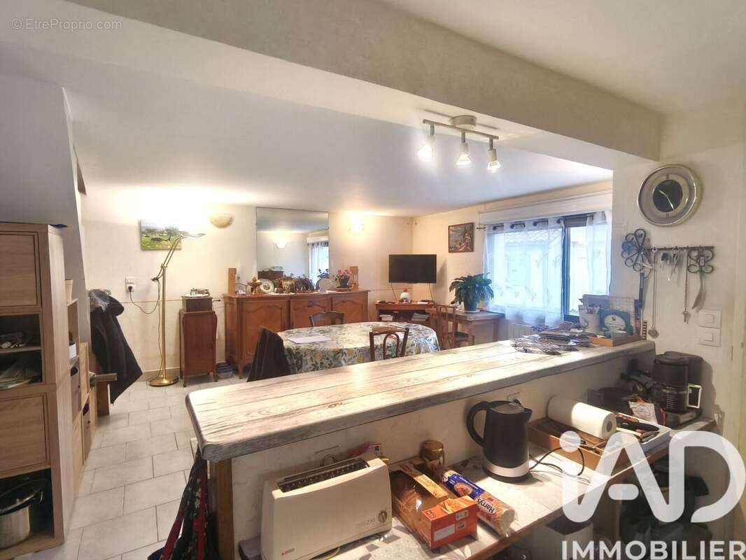 Photo 9 - Maison à MONTGUYON