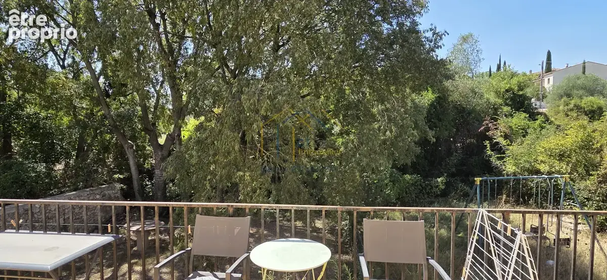 Maison avec 2 logements + garage et jardin - photo 2
