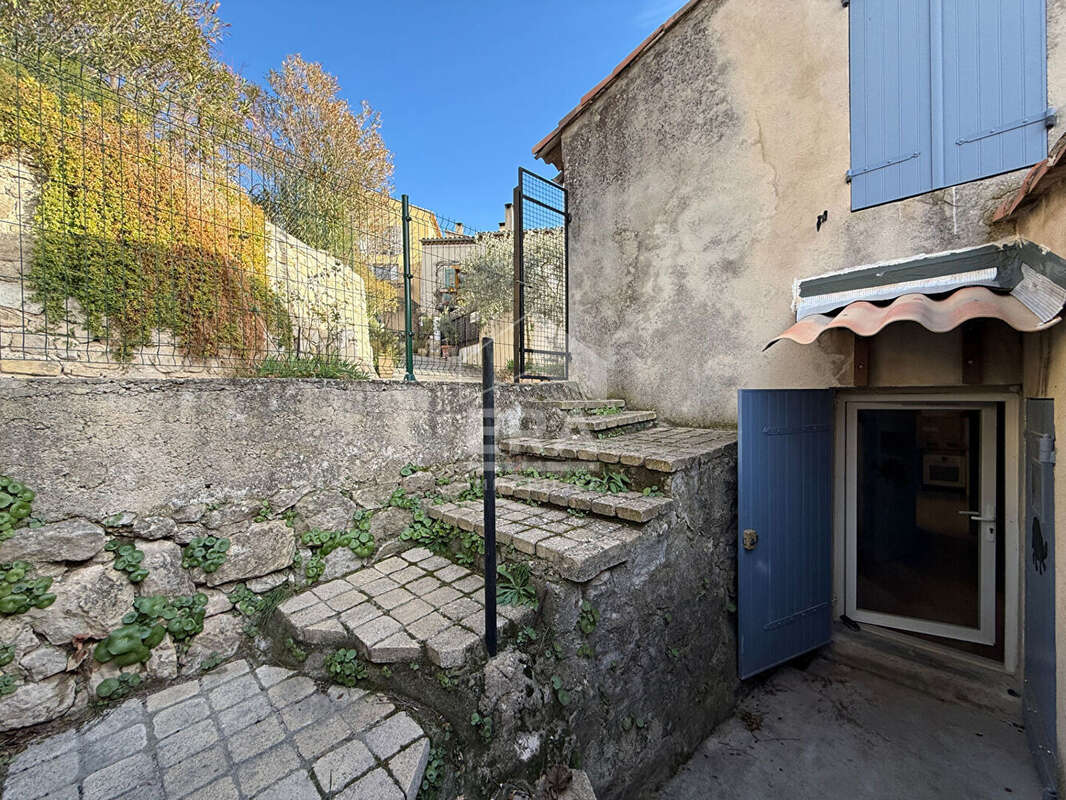 Autre à PUYLOUBIER