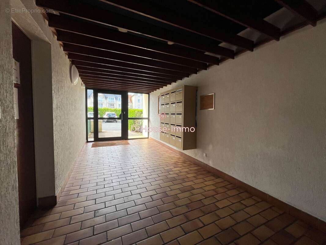 Appartement à COURSEULLES-SUR-MER