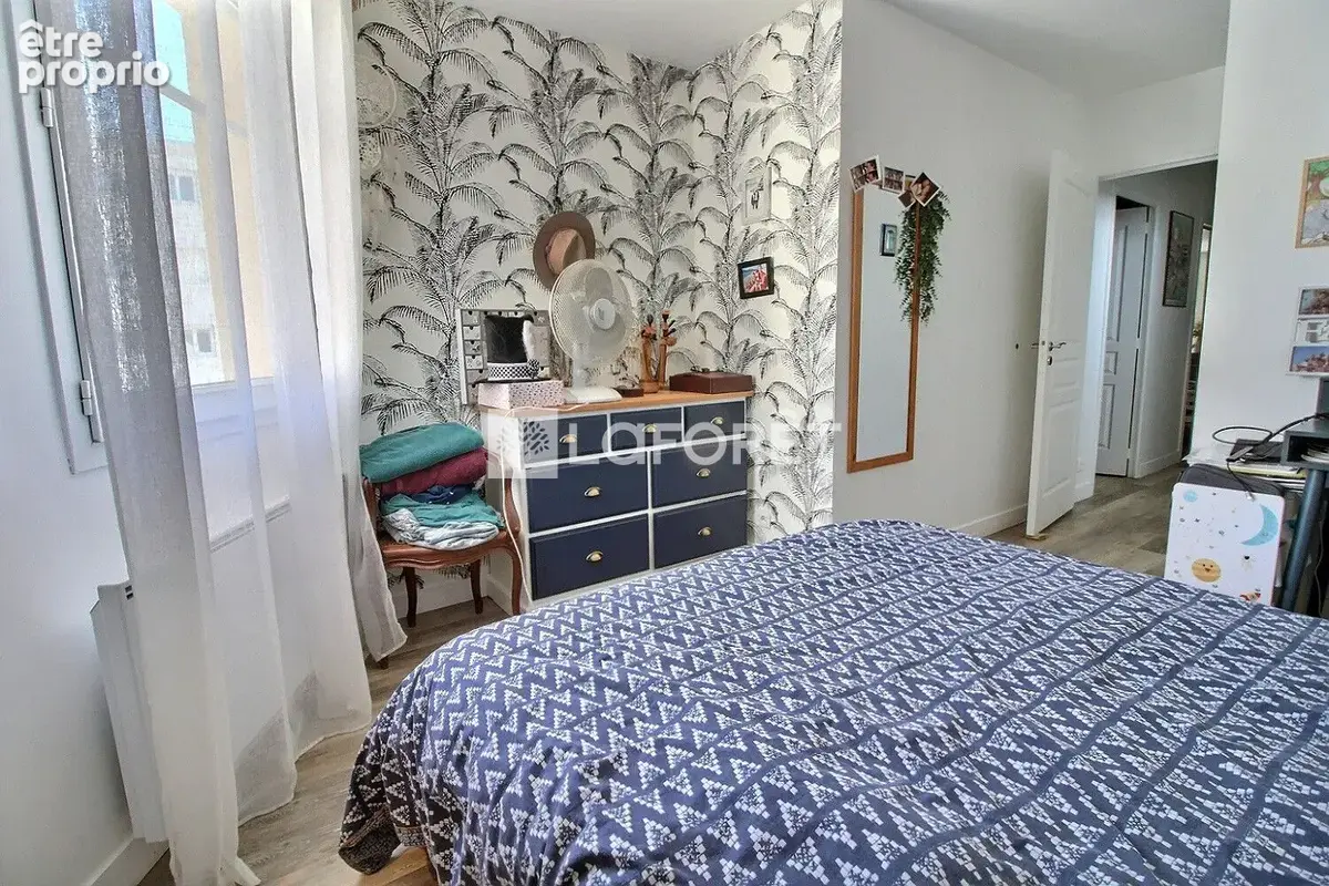 Appartement Rueil Malmaison 5 pièce(s) 91 m2 - photo 12