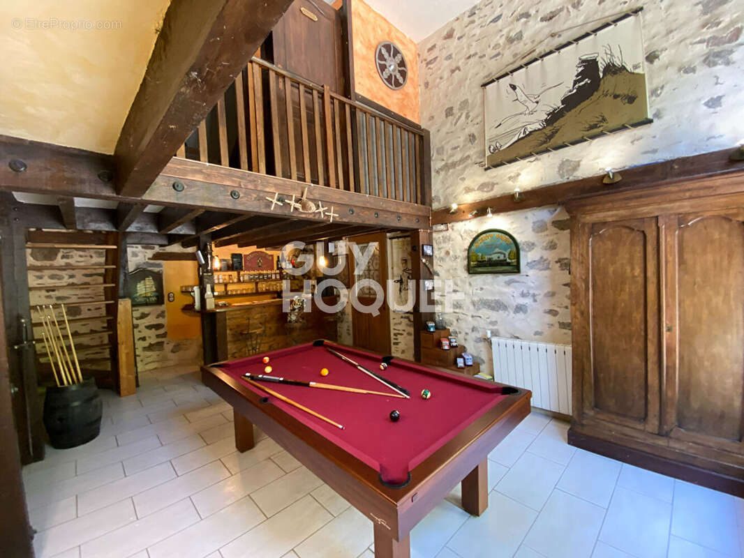 Maison 240 m² à Mont-Dol  - photo 6