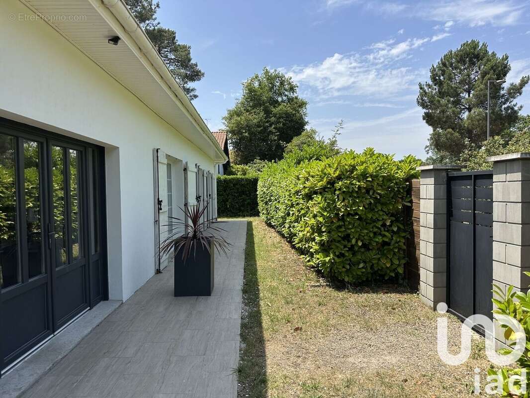 Maison 129 m² à Mont-De-Marsan  - photo 2