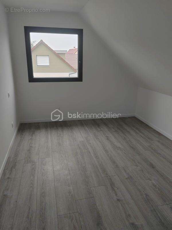 Maison individuelle 200 m2 quartier tres calme - photo 8