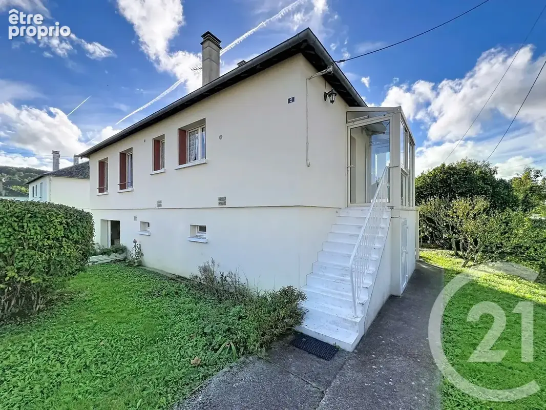 Maison 5 pièces 88 m² à vendre à Pont-Audemer (27500) - photo 1