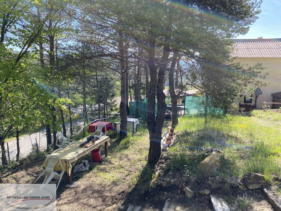 Maison à CHATEAUVIEUX