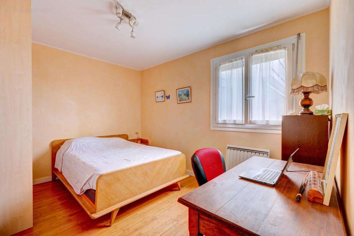 Appartement à LYON-8E