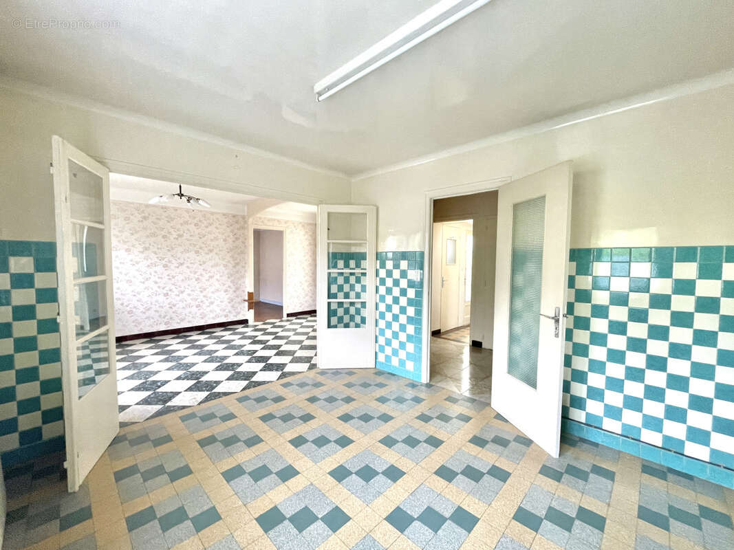 Maison à SAINT-QUENTIN