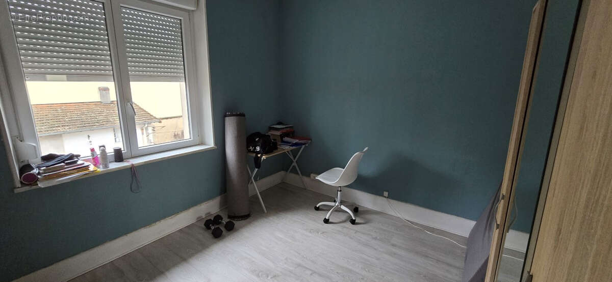 Appartement Gray 4 pièce(s) 138.59 m2 - photo 6