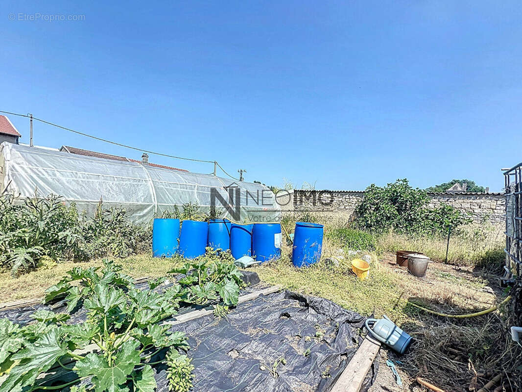 Maison à GOUSSAINCOURT