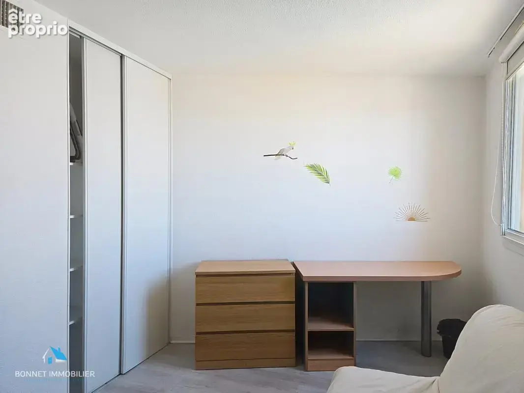 Studio 19 m² loué sans bail commercial - photo 3