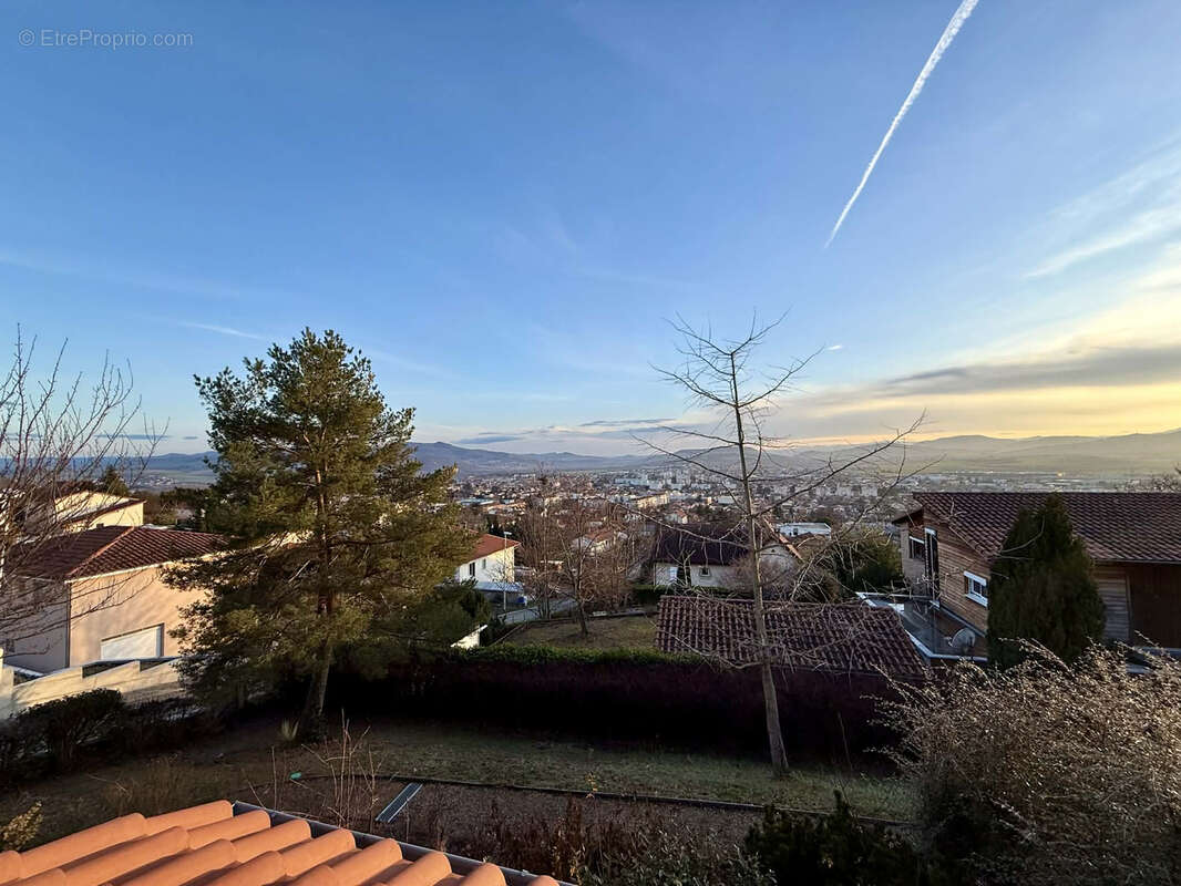 Maison à COURNON-D'AUVERGNE