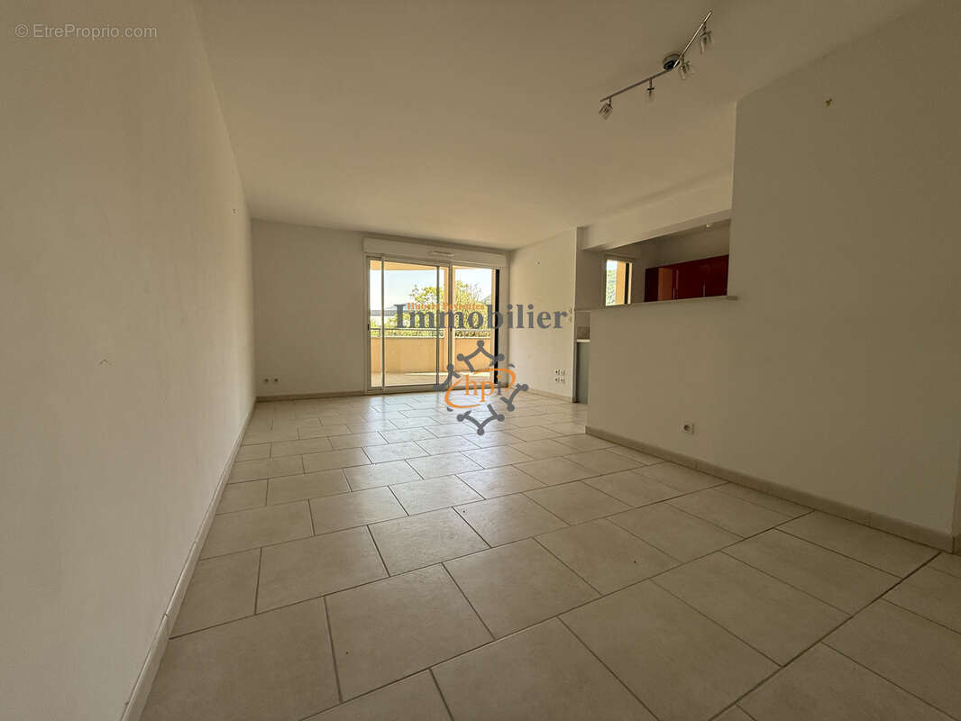 Vente appartement avec ascenseur et garage Saint  Affrique - photo 3