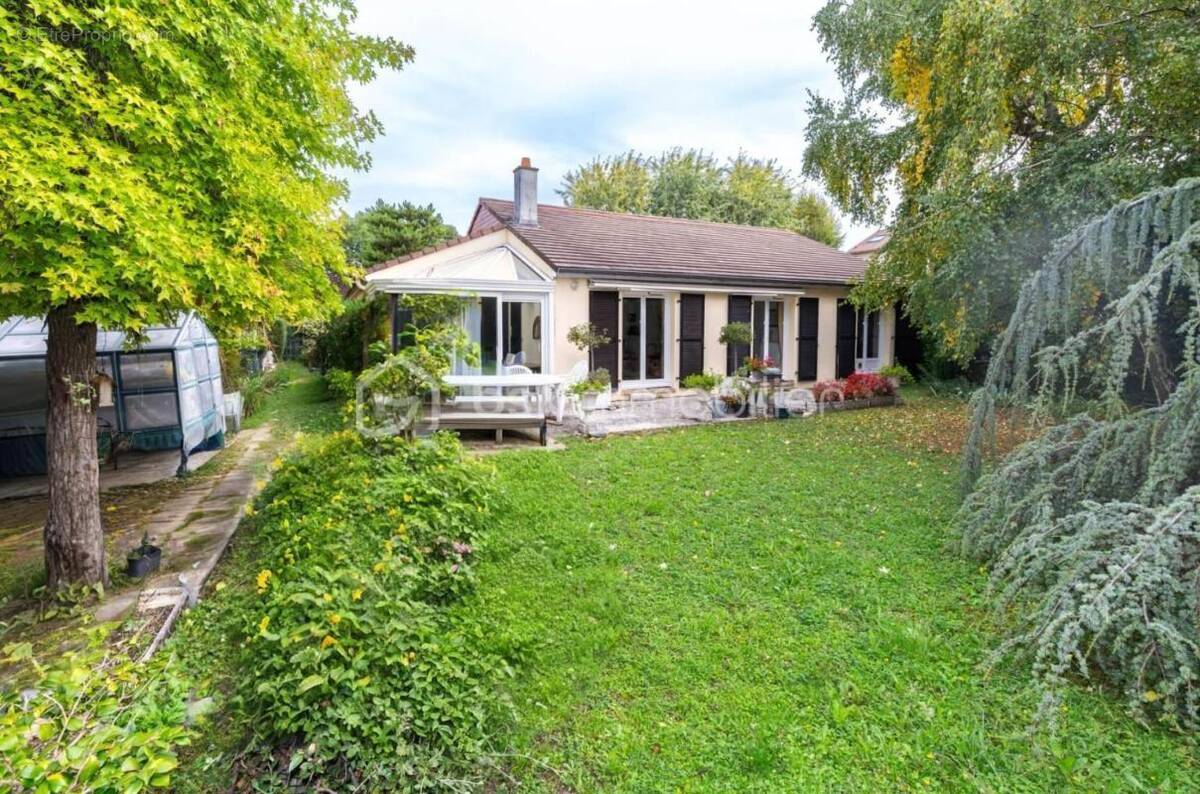 Maison à LE PORT-MARLY