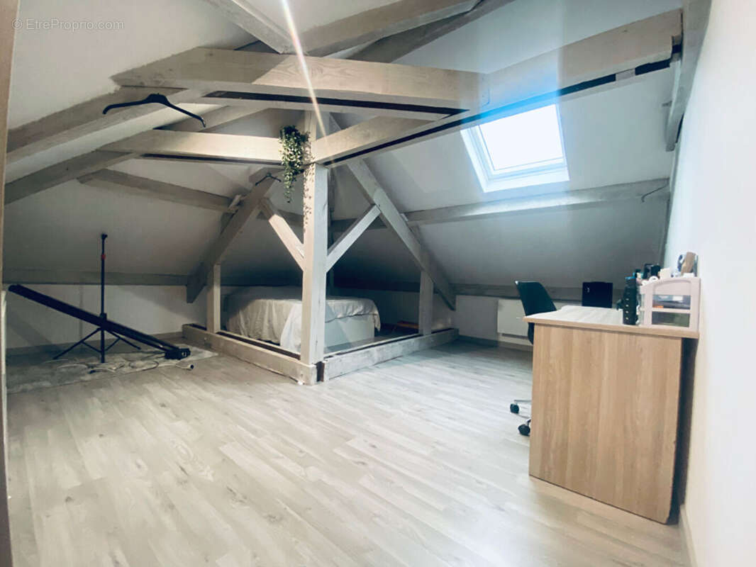 Maison à NOUZONVILLE