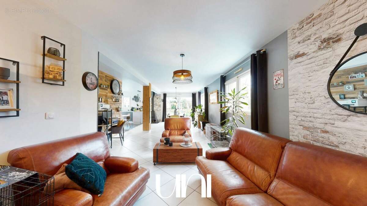 Maison à SANNERVILLE