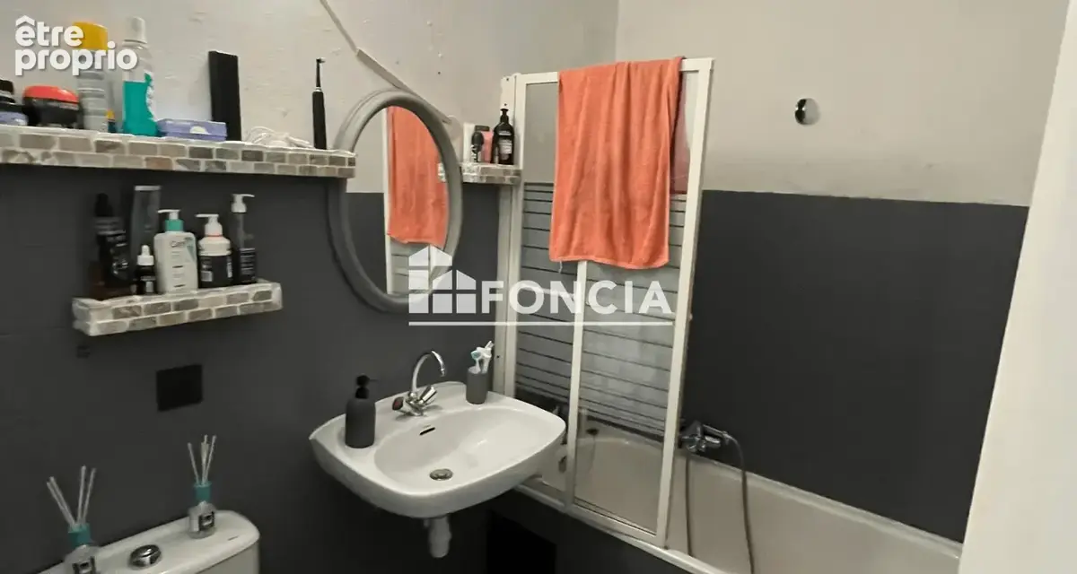 Nice centre – avenue lyautey  studio 29,44 m² – balcon 5 m² – etage eleve - vendu loué - photo 9