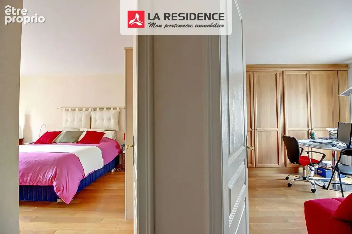 Maison 8 pièces 251 m² à vendre à Aigremont (78240) - photo 8