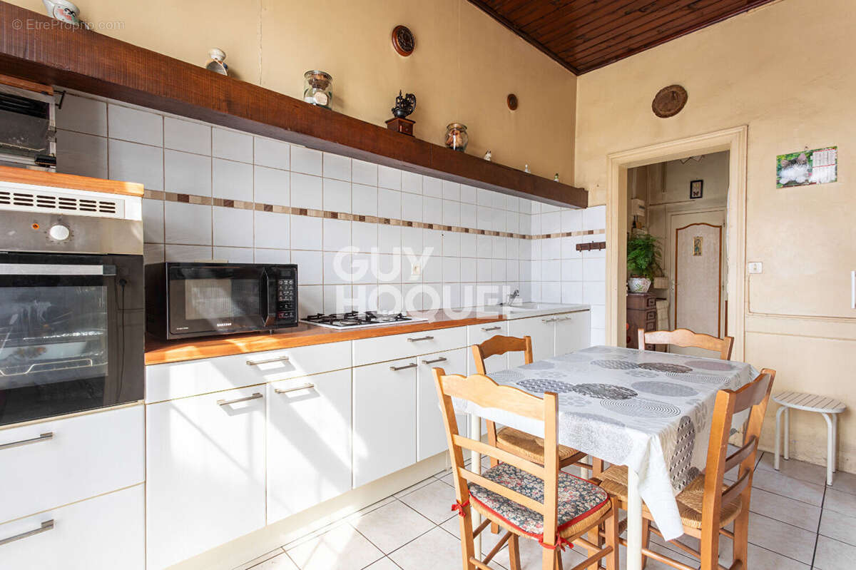 Maison de pays classée ! - photo 2