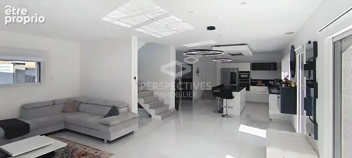 Villa 157 m2 - photo 3
