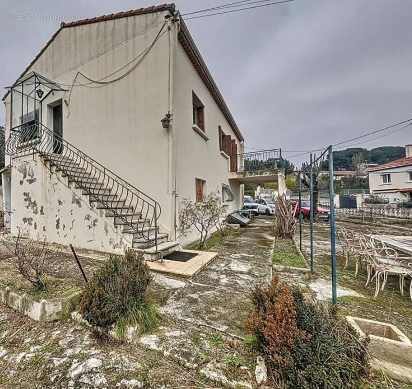 Appartement à LES PENNES-MIRABEAU