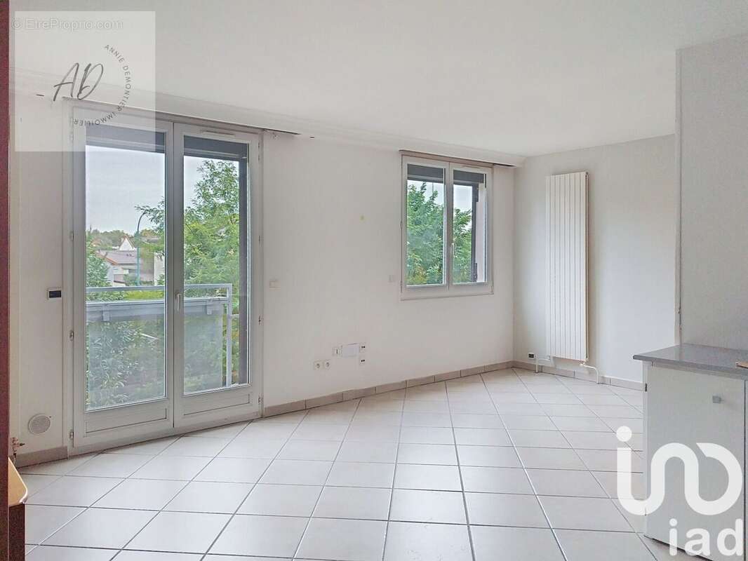 Photo 2 - Appartement à CHOISY-LE-ROI